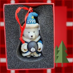 DAYTONS SANTA BEAR  1999 Merlin Eight Ball Boxed Ornament